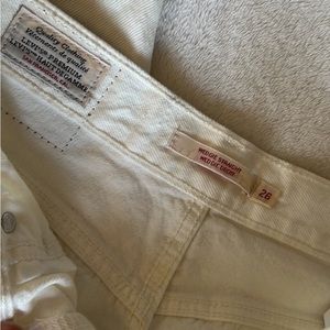 Levi's wedgie straight jeans